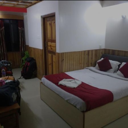 Hotel Knight Inn Shillong Buitenkant foto