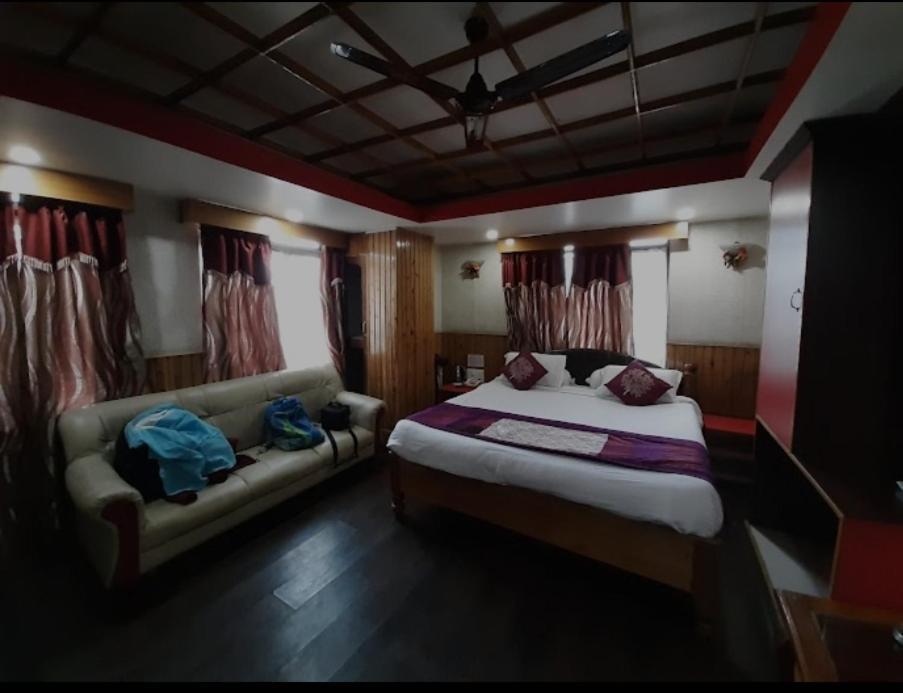 Hotel Knight Inn Shillong Buitenkant foto